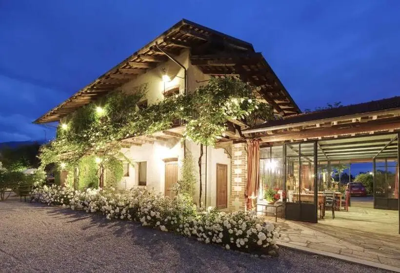 デラックスルーム, Cascina La Commenda