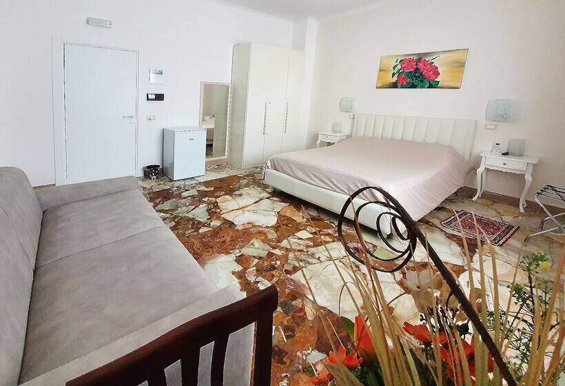 سوییت, Il Giardino Di Flora   Piscina & Jacuzzi