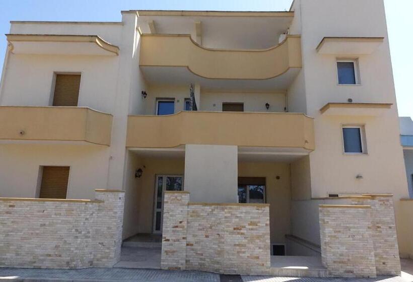 اتاق لوکس, Don Nicola Residence
