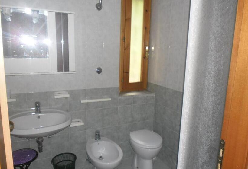 חדר סטנדרט לארבעה, Agriturismo La Selva