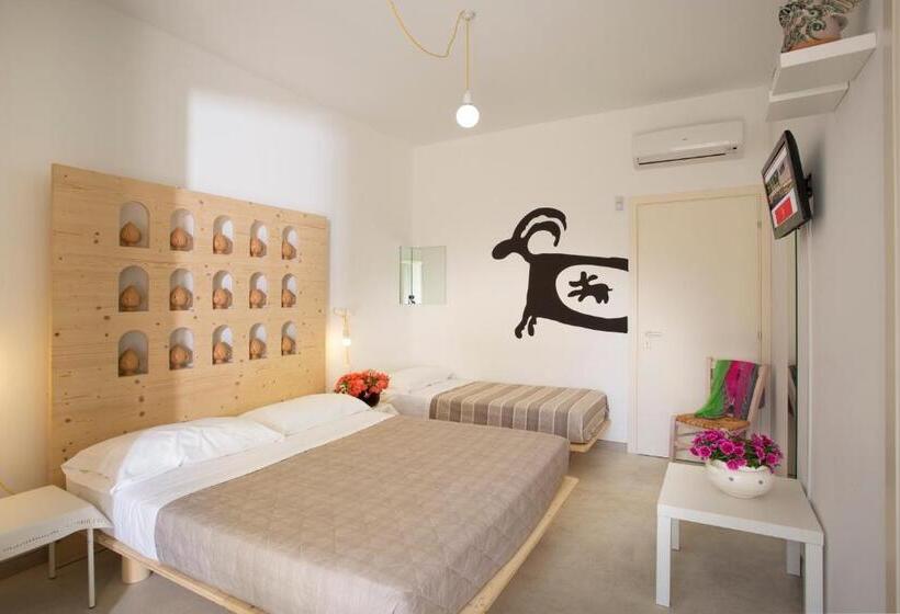 اتاق استاندارد سه نفره, Terreamare Agriturismo