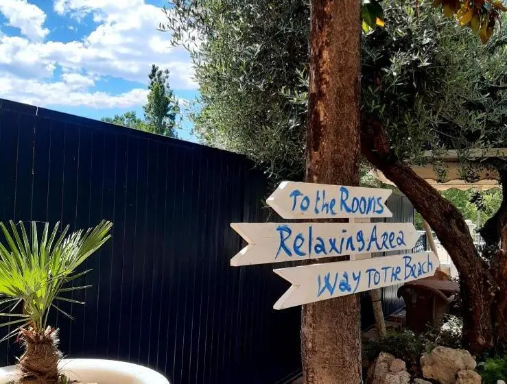 اتاق استاندارد با چشم‌انداز باغ, My Room Roma