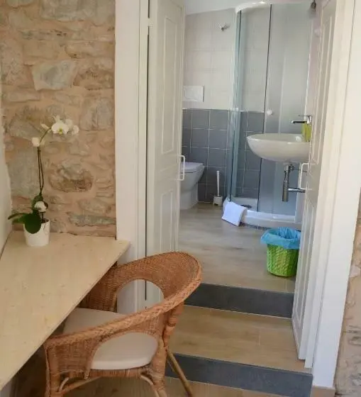 Deluxe-huone, Sottocoperta