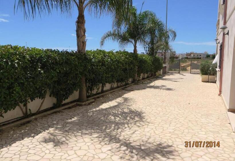 Апартаменты 2 Спальни, Residence Giglio