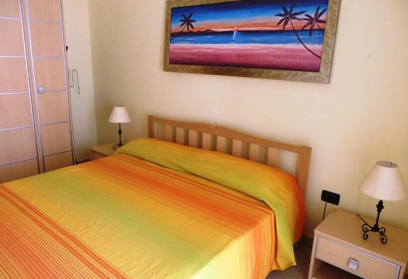 Апартаменты 2 Спальни, Residence Giglio