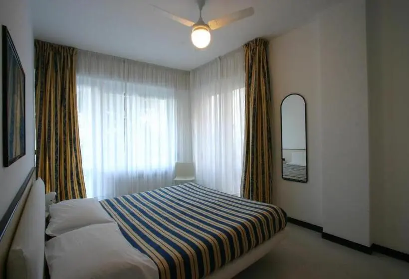 آپارتمان 1 خوابه با چشم‌انداز دریا, Residence Principi Di Piemonte