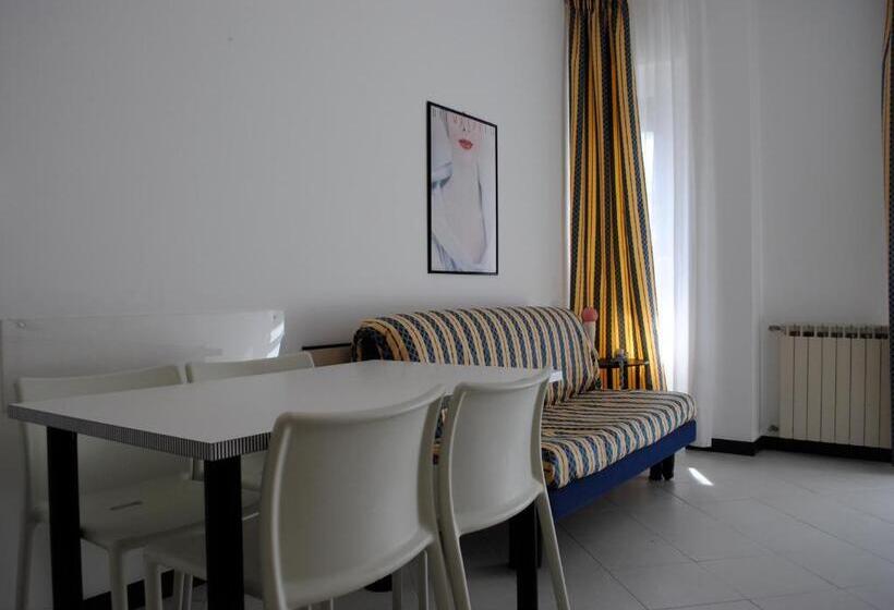 带1个卧室的带海景的公寓, Residence Principi Di Piemonte