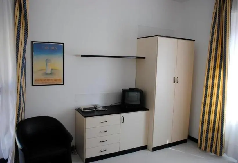 استودیوی استاندارد, Residence Principi Di Piemonte