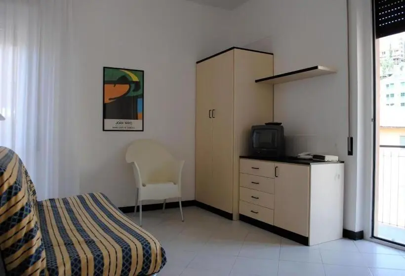استودیوی استاندارد, Residence Principi Di Piemonte