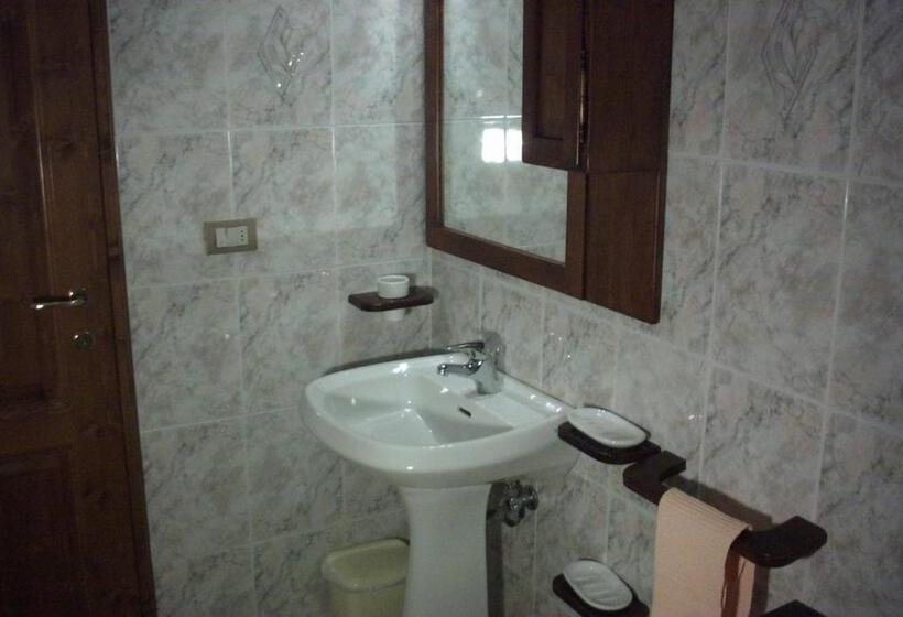 سوییت خانوادگی, Agriturismo Monte Acuto