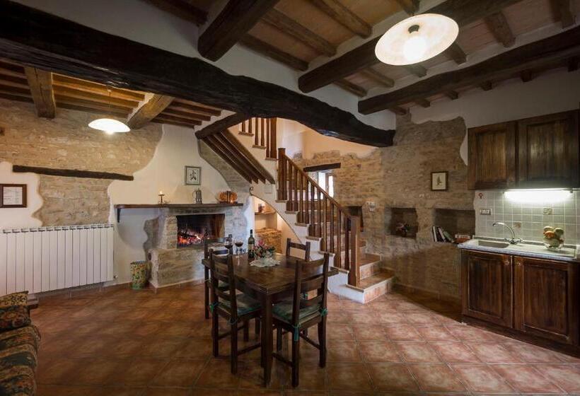 Люкс Повышенной Комфортности, Agriturismo Monte Acuto