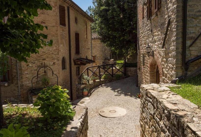 Номер Стандарт, Agriturismo Monte Acuto