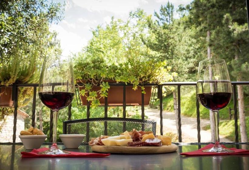 سوییت لوکس, Agriturismo Monte Acuto