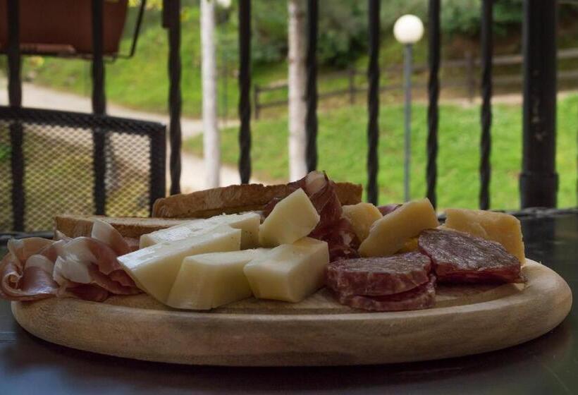 Люкс Повышенной Комфортности, Agriturismo Monte Acuto