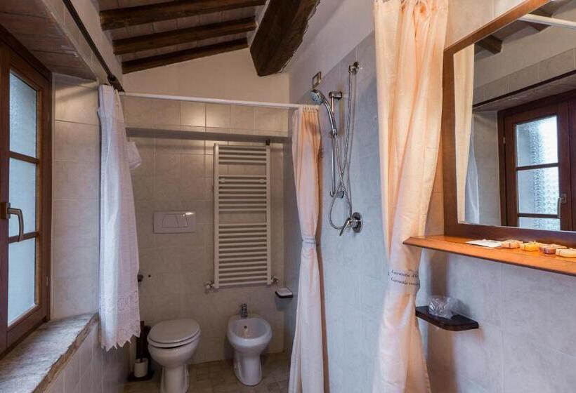 سوییت خانوادگی, Agriturismo Monte Acuto