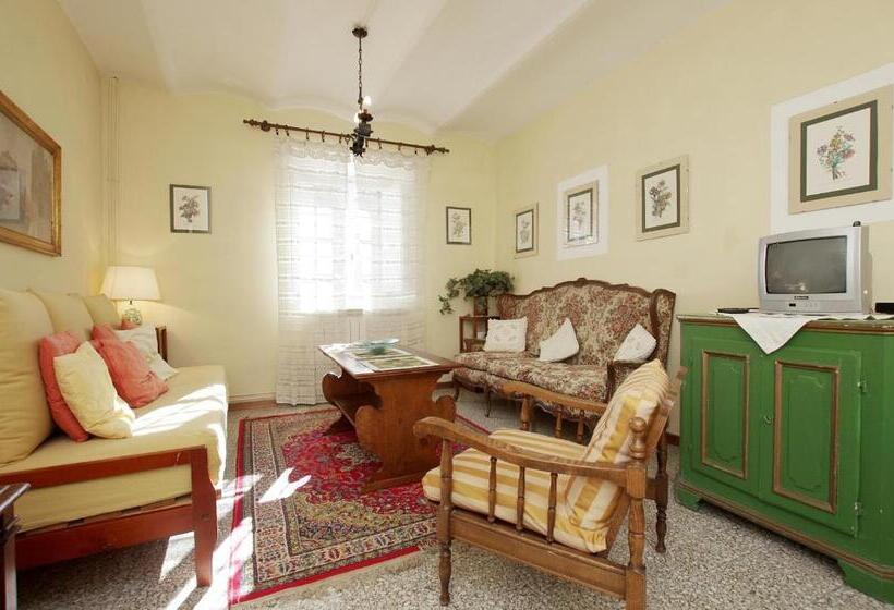 شقة غرفتين, Fattoria Di Camporomano