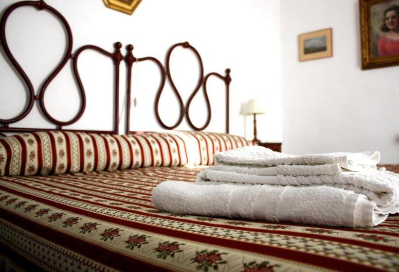 דירת 4 חדרים, Fattoria Di Camporomano