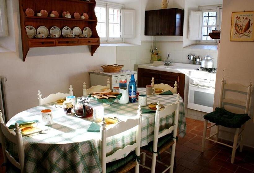 דירת 4 חדרים, Fattoria Di Camporomano