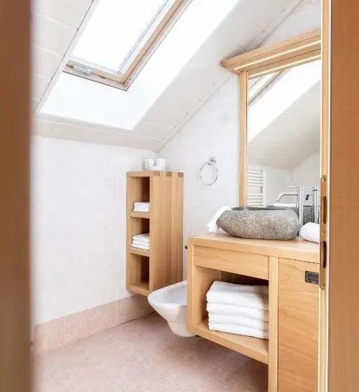２ベッドルームアパートメント, Loefflerhof
