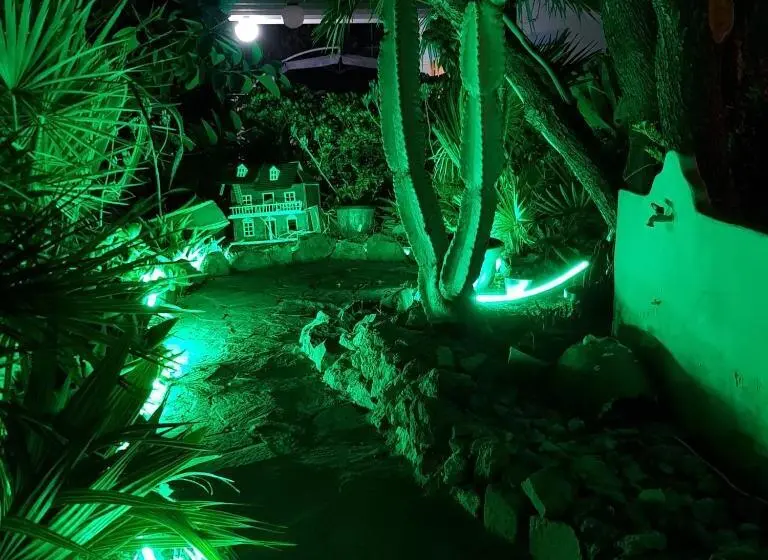 آپارتمان 1 خوابه با تراس, L'incanto Di Cala Feola