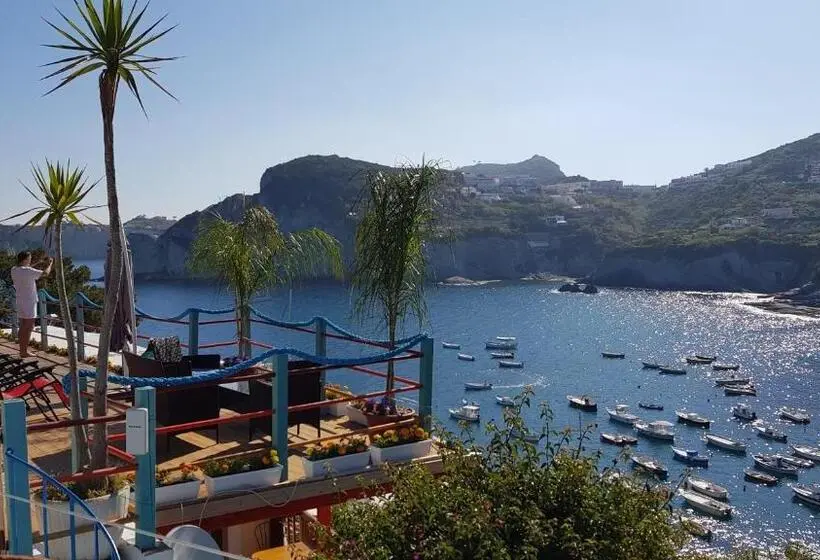 آپارتمان 1 خوابه با تراس, L'incanto Di Cala Feola