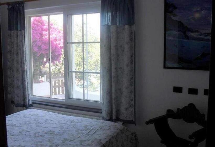 1 Szobás Apartman Terasszal, L'incanto Di Cala Feola