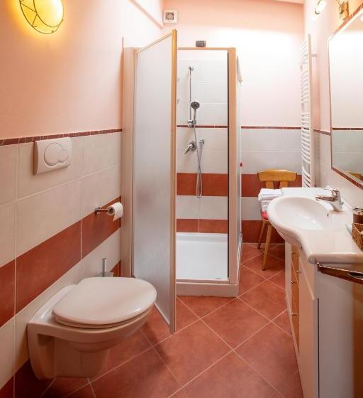 جناح جونيور مزوَّد بشرفة, B&b Casa Agostini