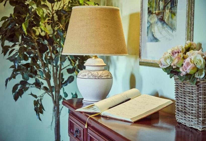 Номер Deluxe Вид на Сад, B&b Daria   Deb S Monticchiello