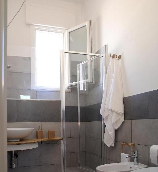 חדר סטנדרט לשלושה, B&b Luvì