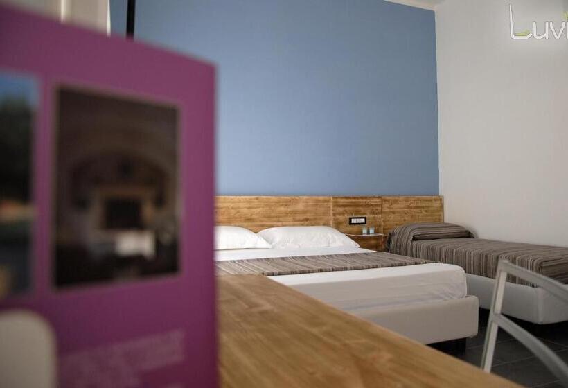 Номер Стандарт Трехместный, B&b Luvì