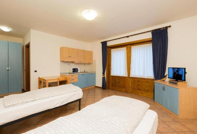 スタンダードスタジオ, Bait Del Pont