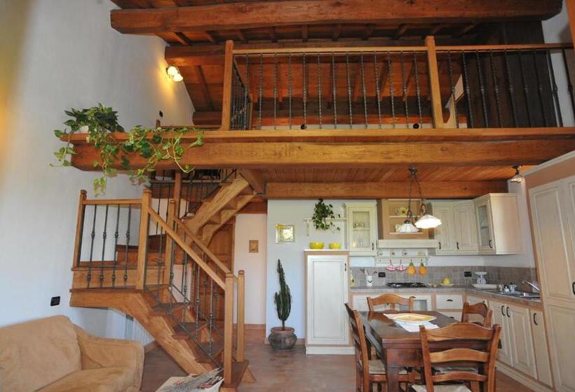 דירת שני חדרים עם מרפת, Agriturismo Santa Veronica