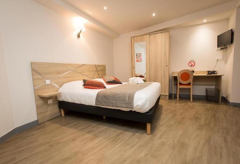 Номер Стандарт, Le Relais Délys