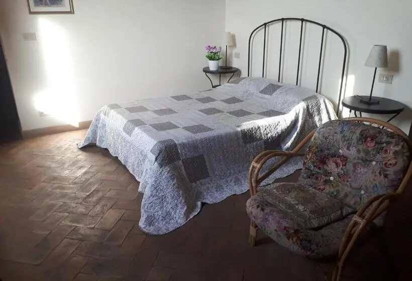 Standard room with outdoor bath, Clockwise
