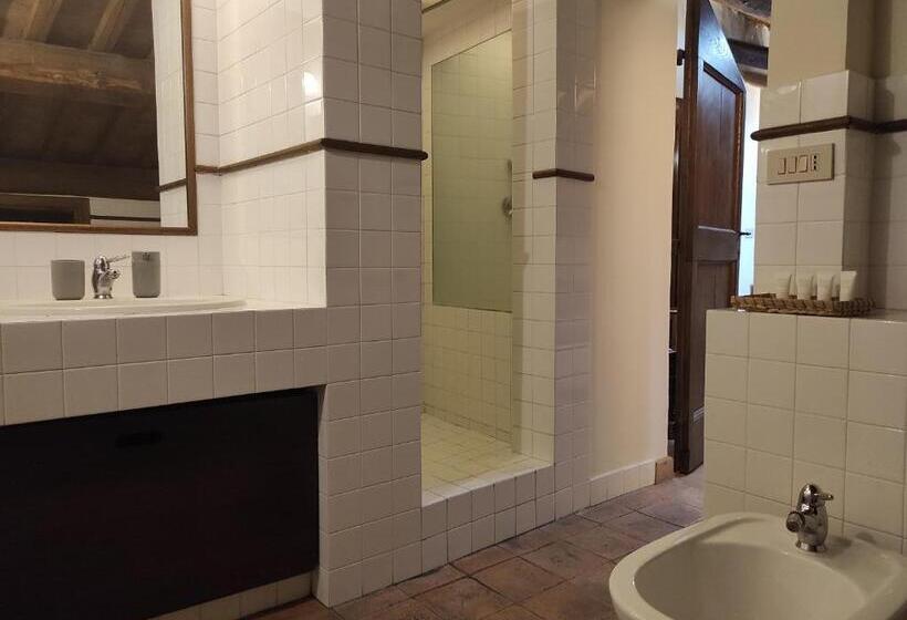 Chambre Standard 2 Lits Doubles, Clockwise