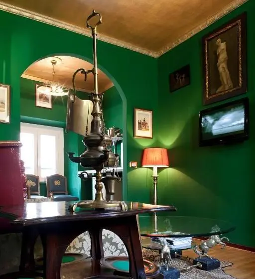 سوئیت جونیور با تراس, Repubblica Di Oz Rooms