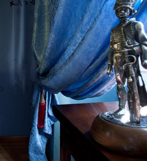 اتاق استاندارد با بالکن, Repubblica Di Oz Rooms