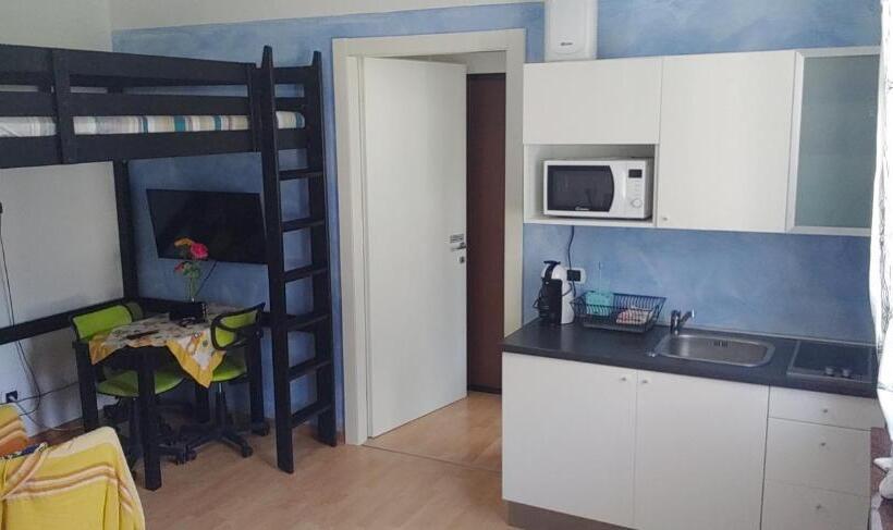 استودیوی لوکس, Affittacamere Valchiavenna Foresteria In Tranquilla Villa Signorile Con Comodo Parcheggio Privato