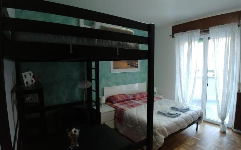 استودیوی پریمیوم, Affittacamere Valchiavenna Foresteria In Tranquilla Villa Signorile Con Comodo Parcheggio Privato