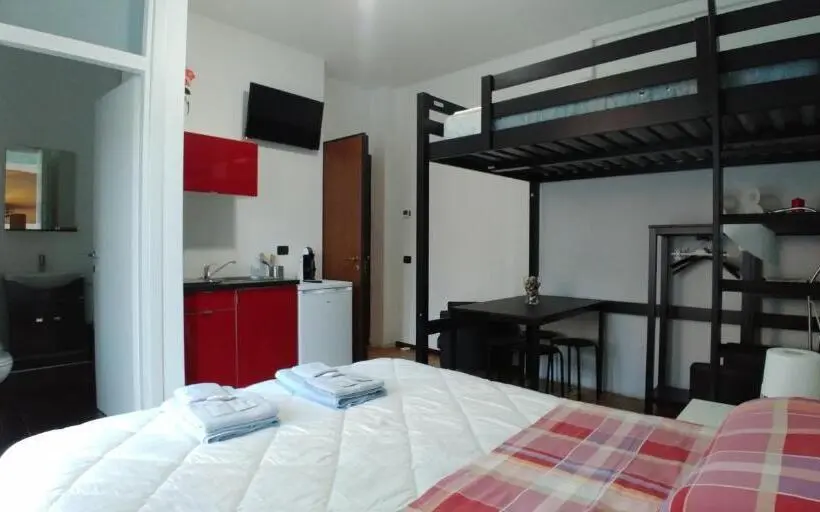 Premium-studio, Affittacamere Valchiavenna Con Parcheggio Privato Sul Posto! Foresteria Lombarda Ad Apprezzata Ges