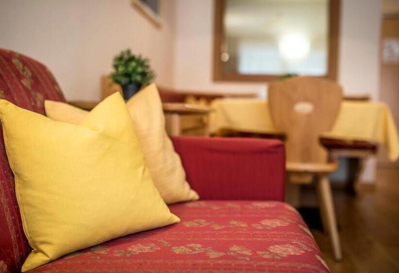 Апартаменты 2 Спальни, Residence Angelika