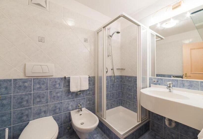 Апартаменты 2 Спальни, Residence Chalet Pinis