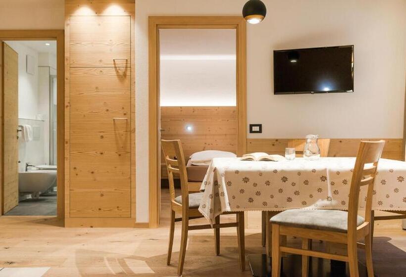 Апартаменты Superior 1 Спальня, Residence Chalet Pinis