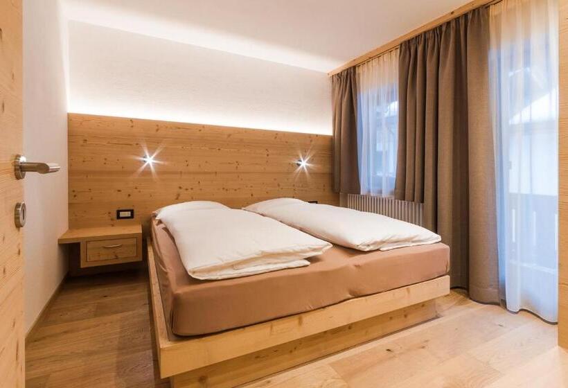 Апартаменты Superior 1 Спальня, Residence Chalet Pinis