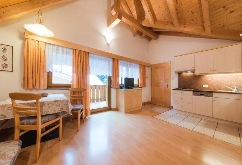 Апартаменты 1 Спальня, Residence Chalet Pinis