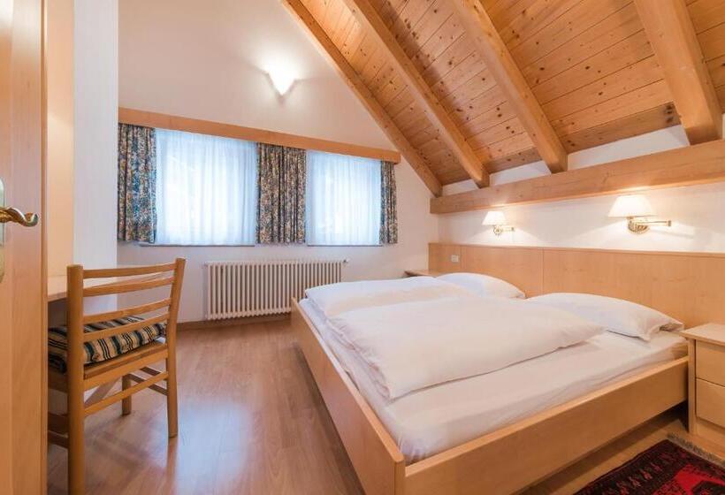 Апартаменты 1 Спальня, Residence Chalet Pinis