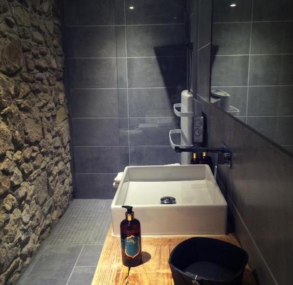 디럭스 스위트, The Rhone Retreat