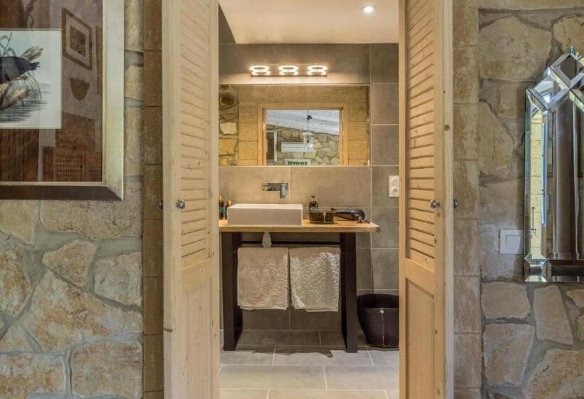 디럭스 스위트, The Rhone Retreat