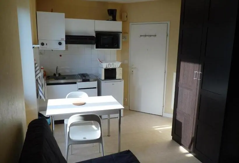 Economy Studio, Résidence Albert Premier