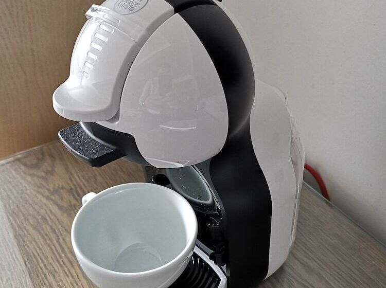 غرفة قياسية لذوى الاحتياجات الخاصة, Seamill House